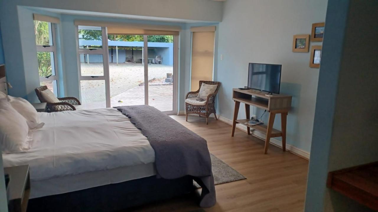 Outeniqua Inn George Bagian luar foto