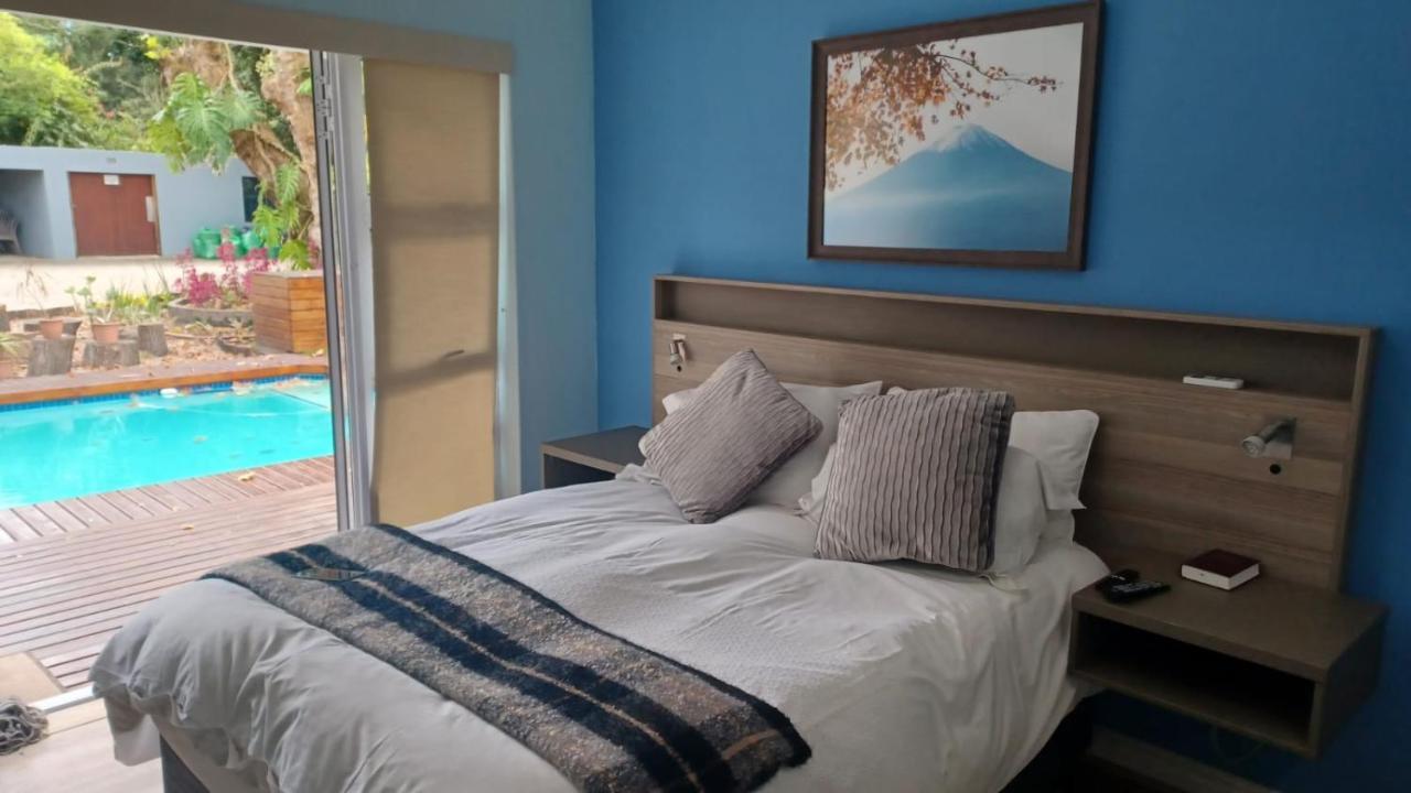 Outeniqua Inn George Bagian luar foto