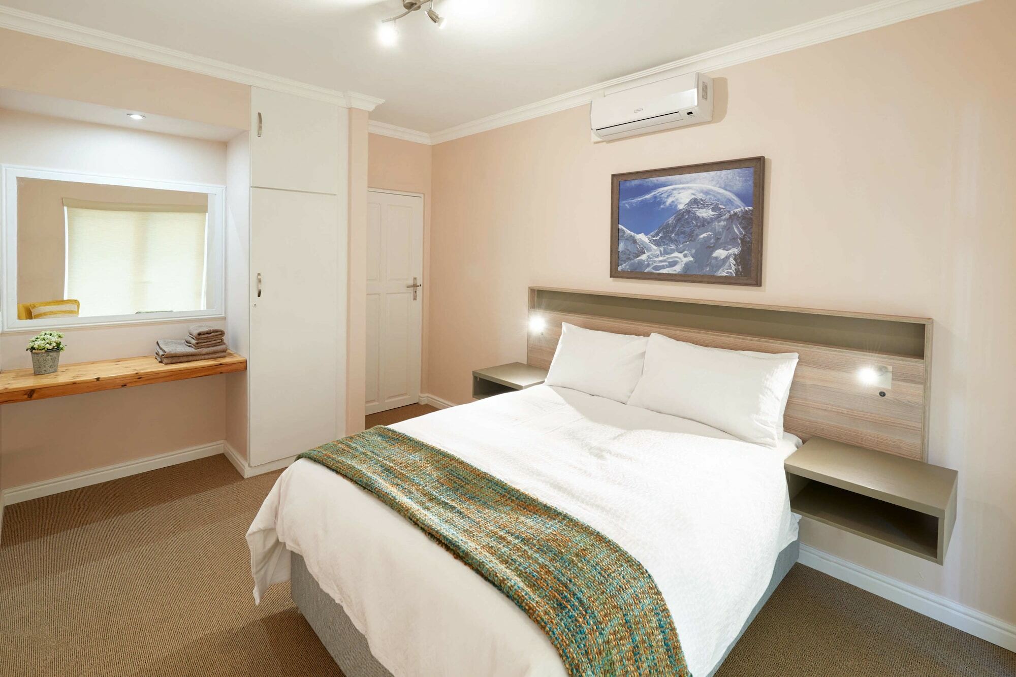 Outeniqua Inn George Bagian luar foto